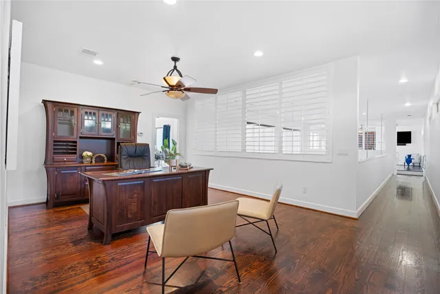 $1,295,000 | 1106 Timbergrove Lane, Houston, TX 77008