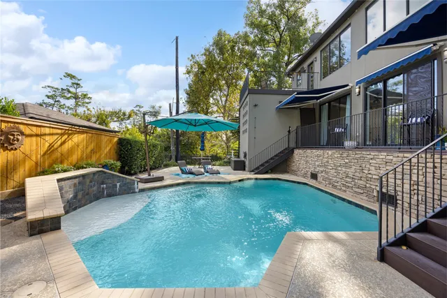 $1,295,000 | 1106 Timbergrove Lane, Houston, TX 77008