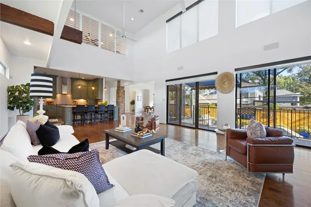 $1,295,000 | 1106 Timbergrove Lane, Houston, TX 77008