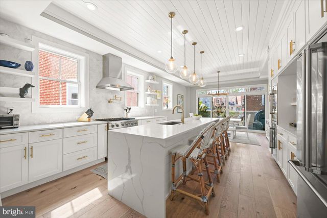 $1,360,000 | 78 U Street Northwest, Washington, DC 20001