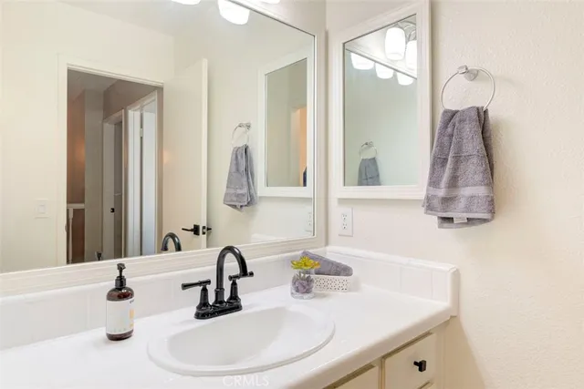 $5,390 | 3341 Calle La Veta, San Clemente, CA 92672