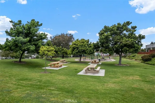 a view of outdoor space