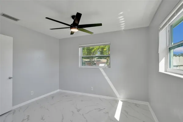 $674,999 | 260 Northeast 41st Street, Oakland Park, FL 33334