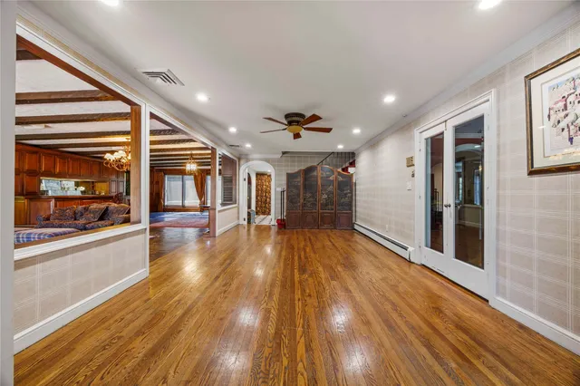 $4,450,000 | 233 Narragansett Avenue, Lawrence, NY 11559