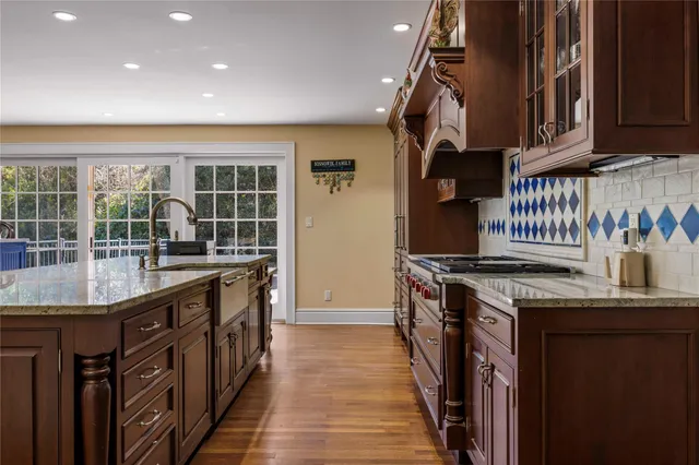 $4,450,000 | 233 Narragansett Avenue, Lawrence, NY 11559