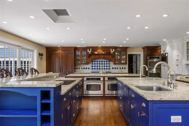 $4,450,000 | 233 Narragansett Avenue, Lawrence, NY 11559