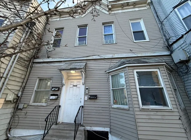$1,850 | 2408 Central Avenue, Unit 2L, Union City, NJ 07087