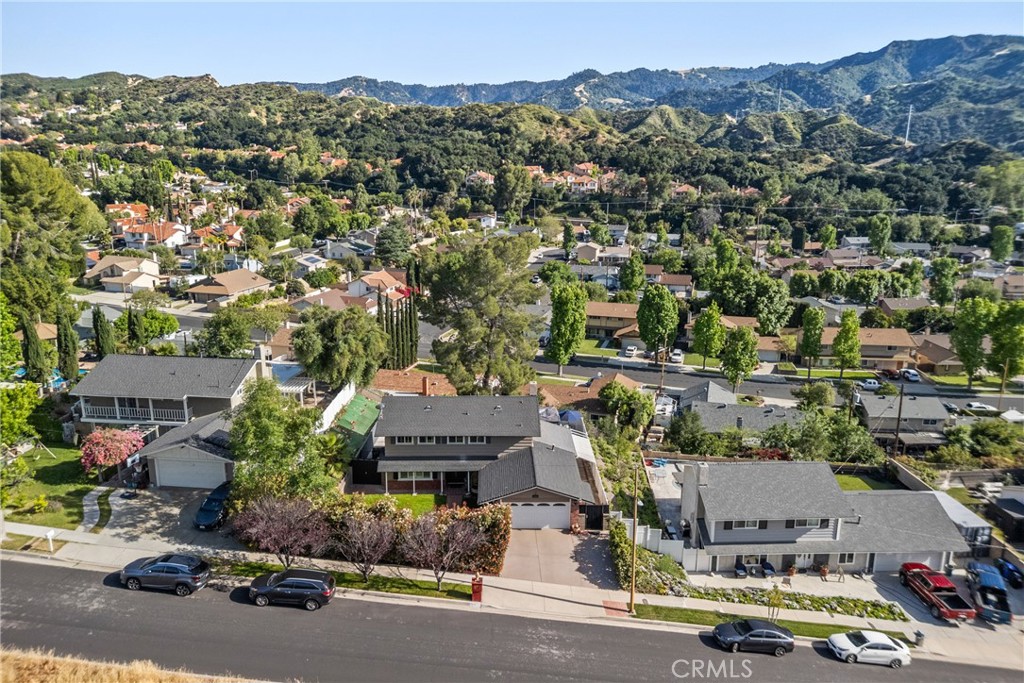 23810 Fambrough Street Newhall, CA 91321 - Photo 17 of 75