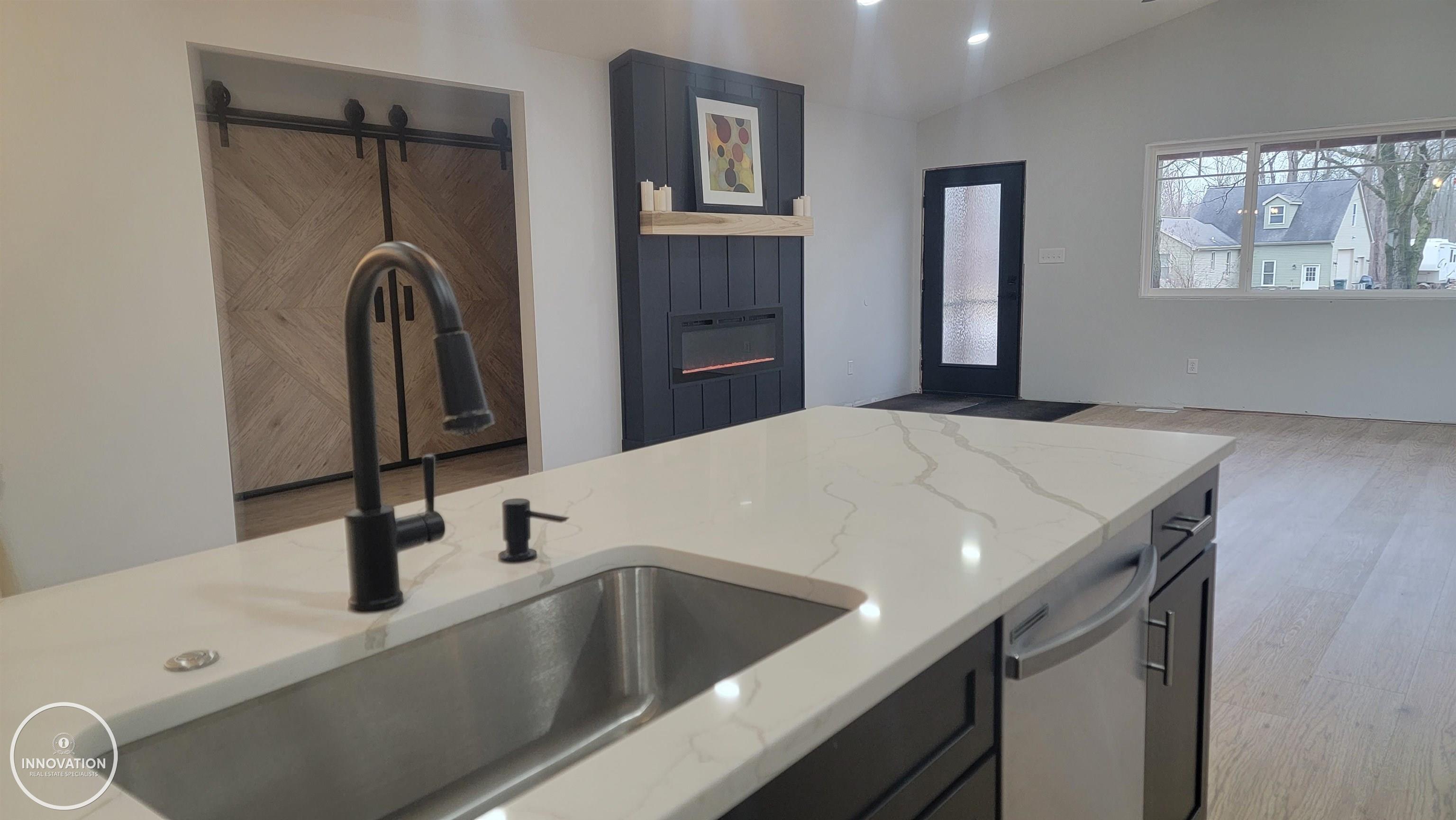 48745 Callens Road Chesterfield, MI 48047 - Photo 8 of 24