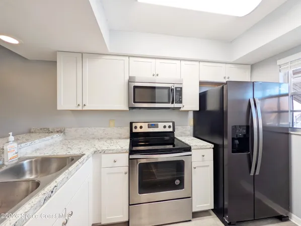 $1,500 | 3039 Sir Hamilton Circle, Unit 8, Titusville, FL 32780