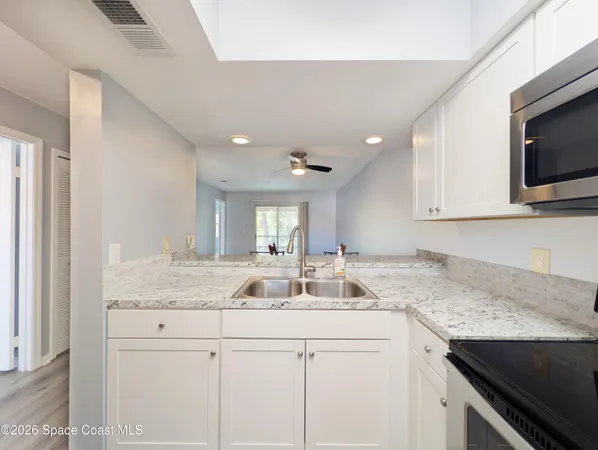 $1,500 | 3039 Sir Hamilton Circle, Unit 8, Titusville, FL 32780