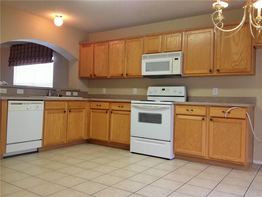 625 Rothschild Lane Murphy, TX 75094 - Photo 8 of 22