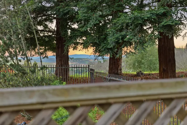 $1,450,000 | 415 Eagle Valley Way, Danville, CA 94506