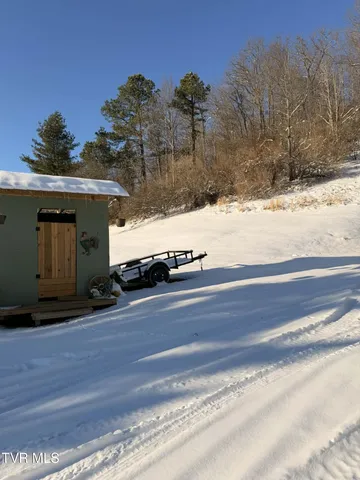 $250,000 | 605 Charles Street, Clintwood, VA 24228