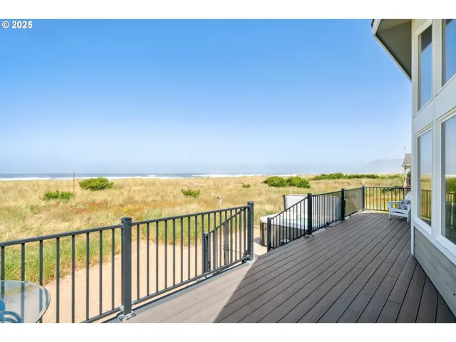 $1,495,000 | 26280 Beach Drive, Rockaway Beach, OR 97136