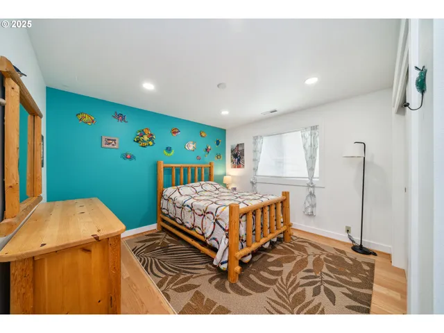 $1,495,000 | 26280 Beach Drive, Rockaway Beach, OR 97136