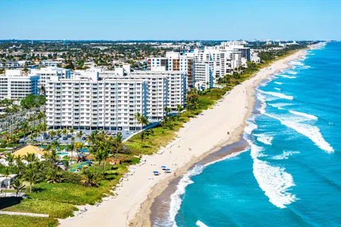 $639,000 | 3301 South Ocean Boulevard, Unit 207, Highland Beach, FL 33487