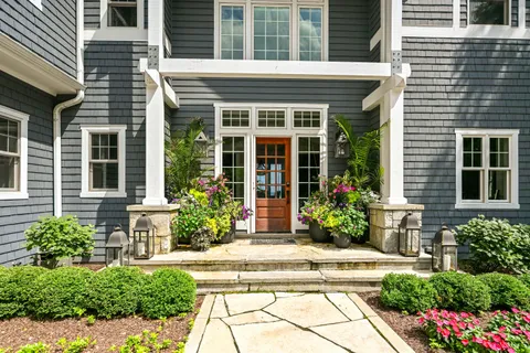 $5,775,000 | 8100 North Beach Drive, Fox Point, WI 53217