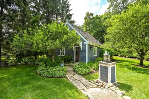 $5,775,000 | 8100 North Beach Drive, Fox Point, WI 53217