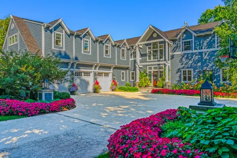 $5,775,000 | 8100 North Beach Drive, Fox Point, WI 53217