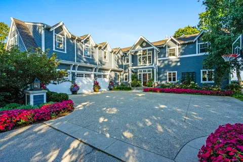 $5,775,000 | 8100 North Beach Drive, Fox Point, WI 53217