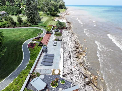 $5,775,000 | 8100 North Beach Drive, Fox Point, WI 53217