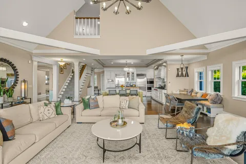 $5,775,000 | 8100 North Beach Drive, Fox Point, WI 53217