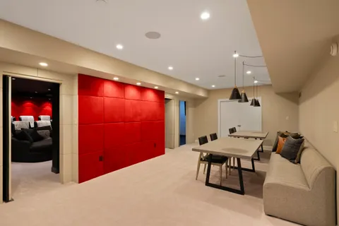 $5,775,000 | 8100 North Beach Drive, Fox Point, WI 53217