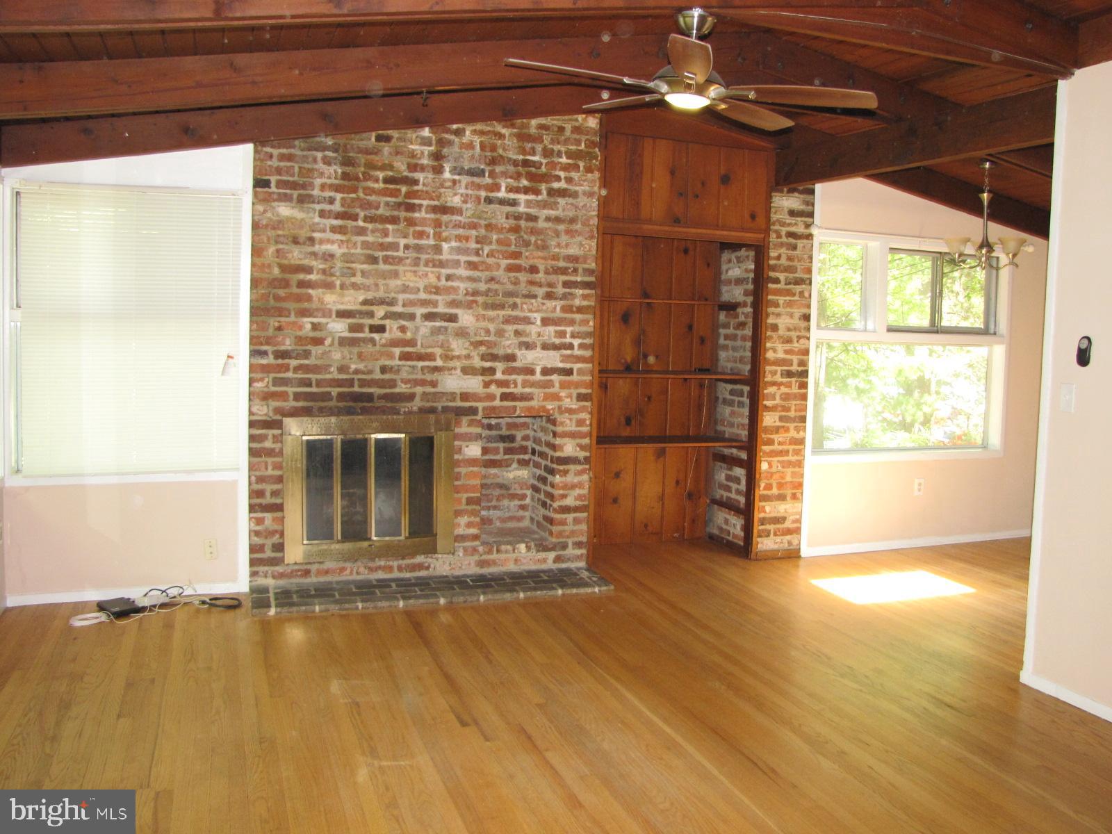 2901 Pine Spring Road Falls Church, VA 22042 - Photo 13 of 24