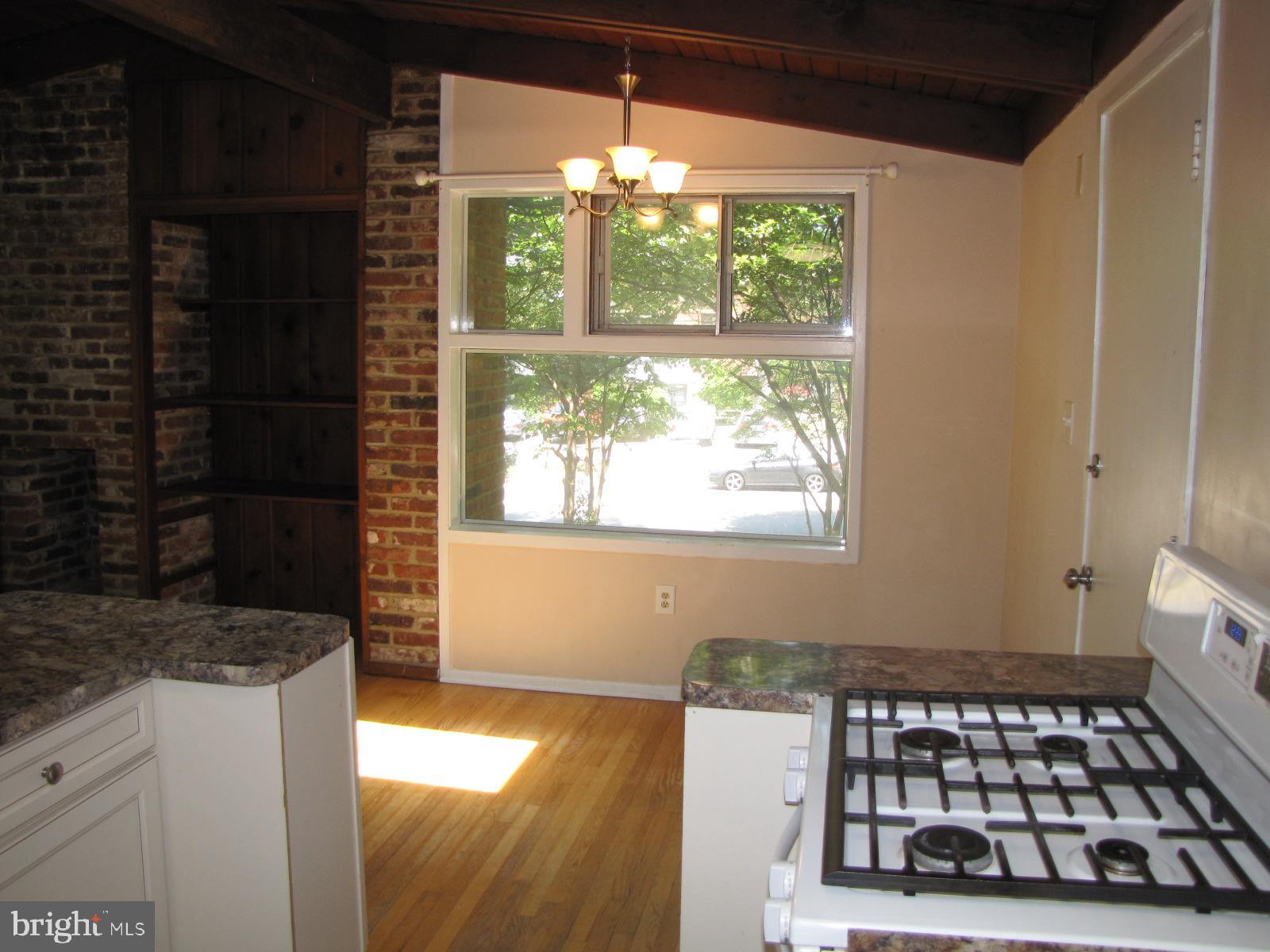 2901 Pine Spring Road Falls Church, VA 22042 - Photo 20 of 24