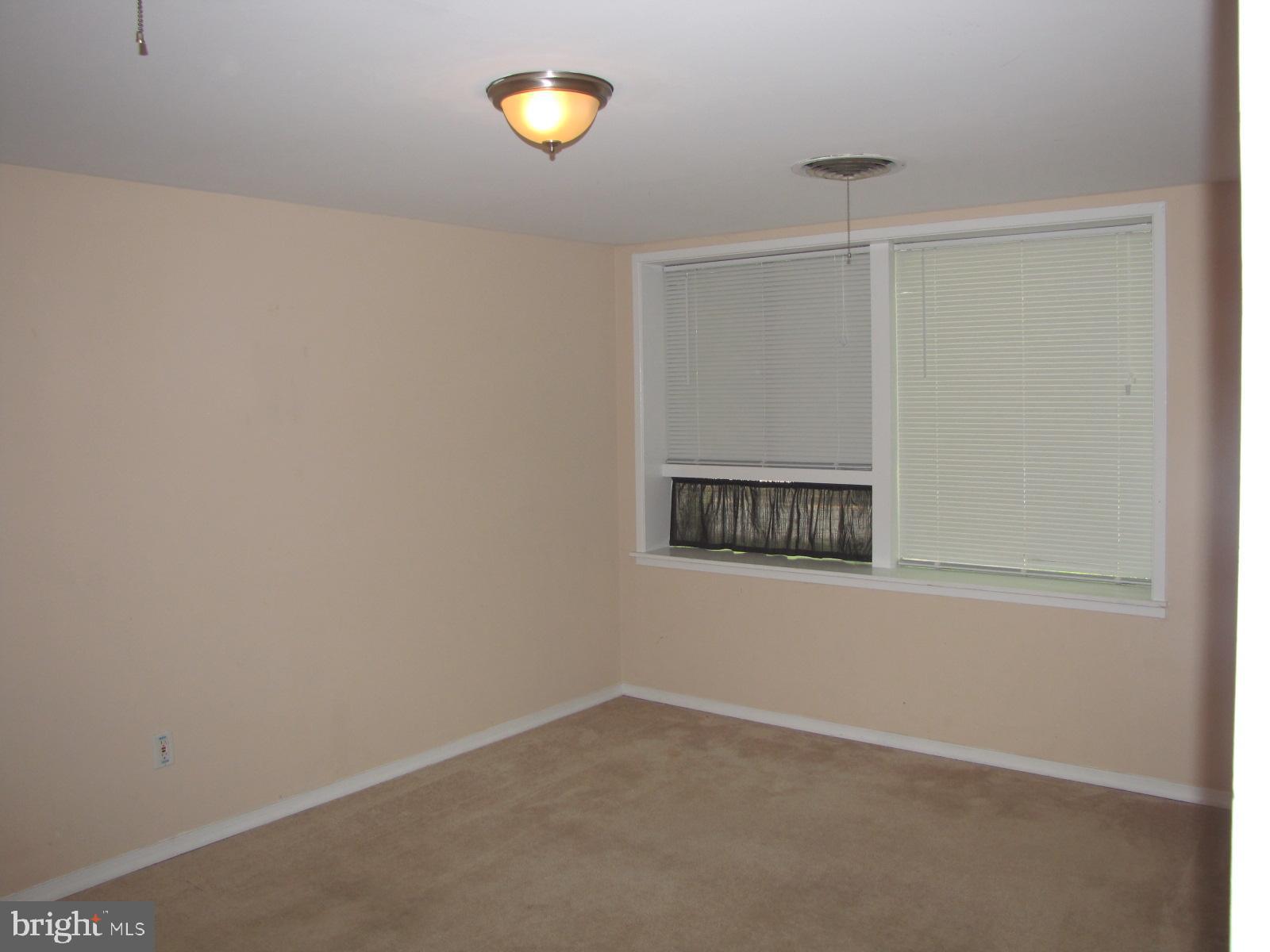 2901 Pine Spring Road Falls Church, VA 22042 - Photo 8 of 24