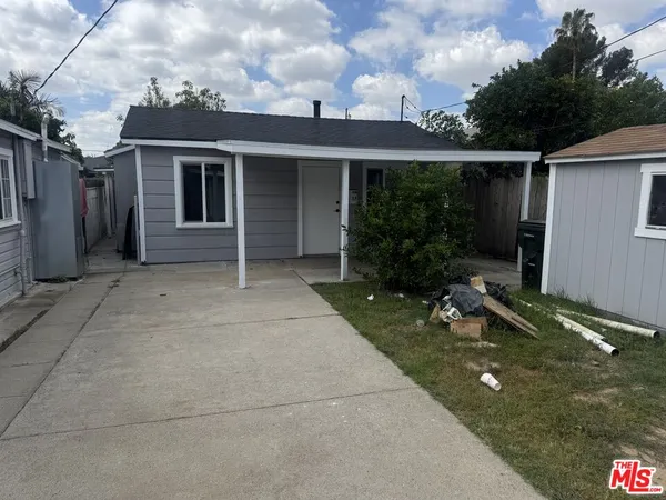 $1,800 | 6111 Greenwood Avenue, Unit 6113, Commerce, CA 90040