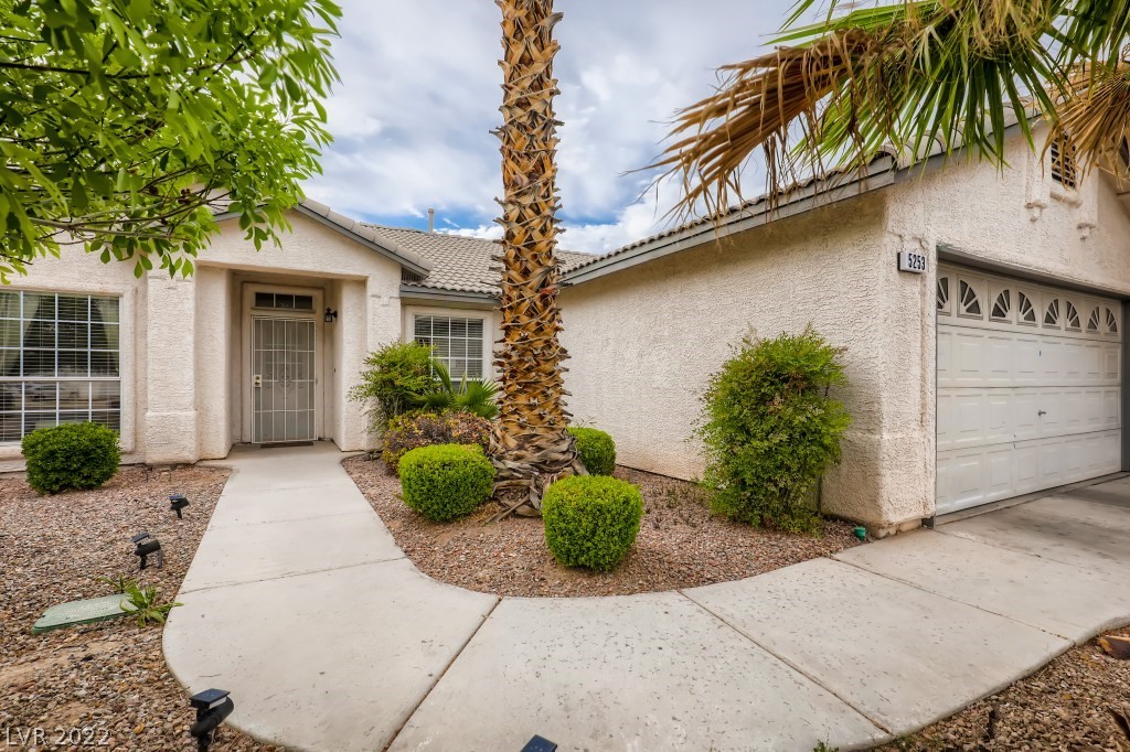 5253 Saranac Road Las Vegas, NV 89130 - Photo 5 of 31