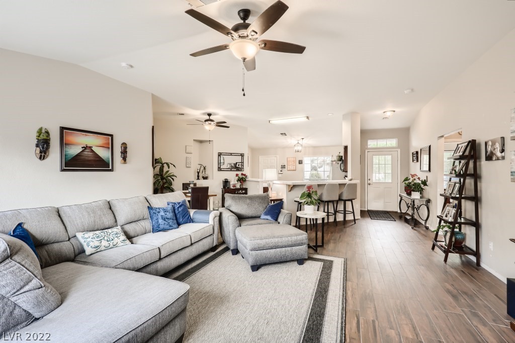 5253 Saranac Road Las Vegas, NV 89130 - Photo 9 of 31