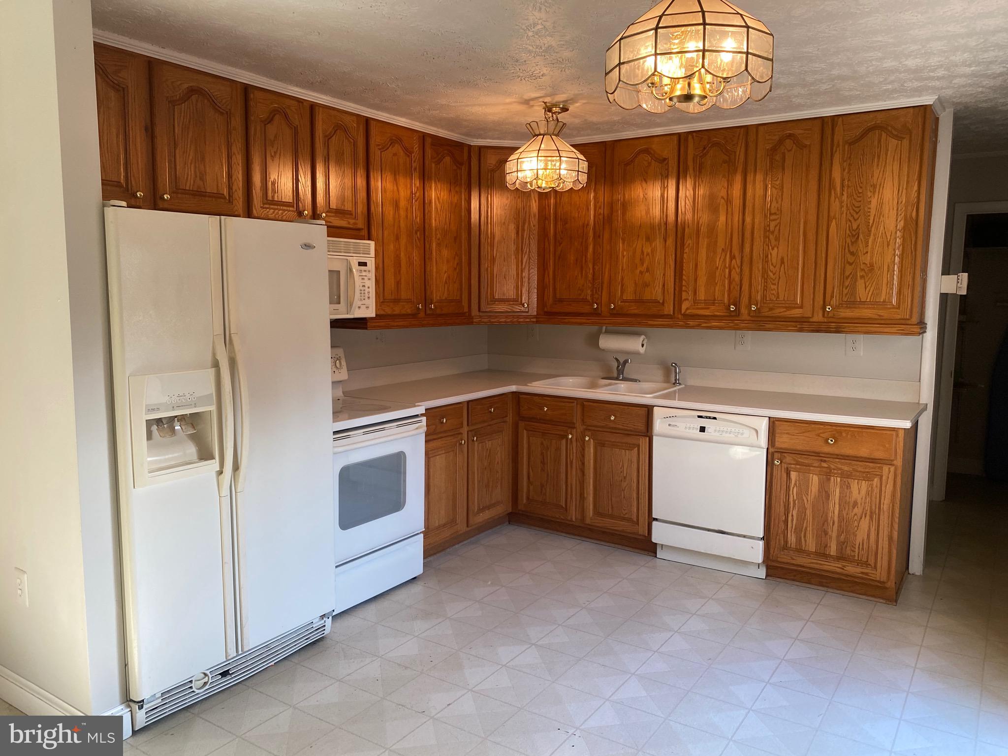 183 Shepherds Mill Road Berryville, VA 22611 - Photo 2 of 12