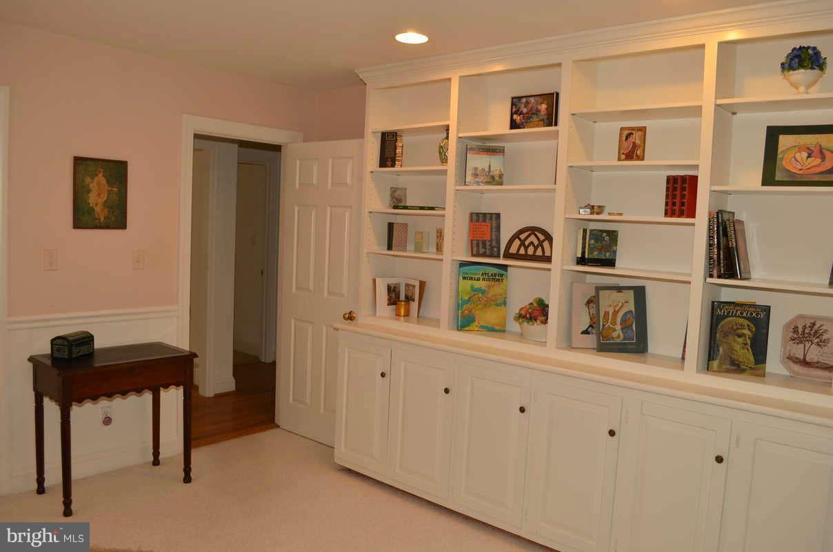 507 Epping Forest Road Annapolis, MD 21401 - Photo 17 of 30 5th bedroom or den or library