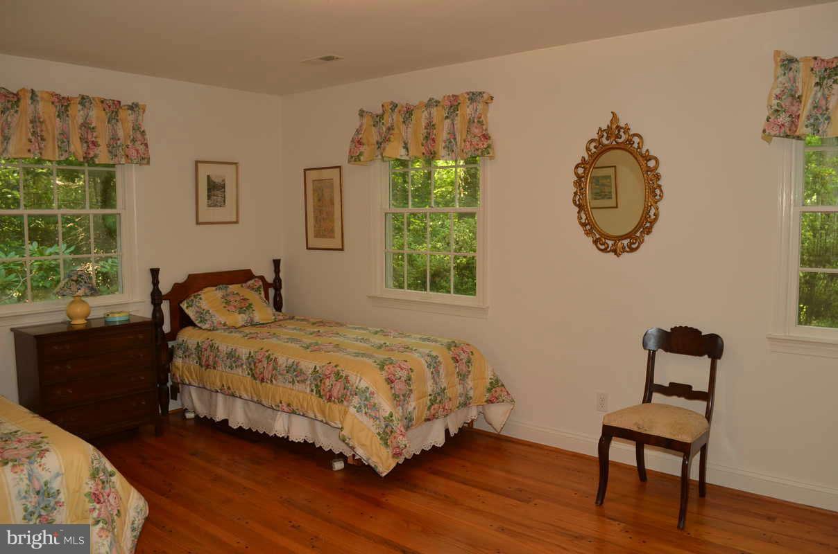 507 Epping Forest Road Annapolis, MD 21401 - Photo 22 of 30 Bedroom four