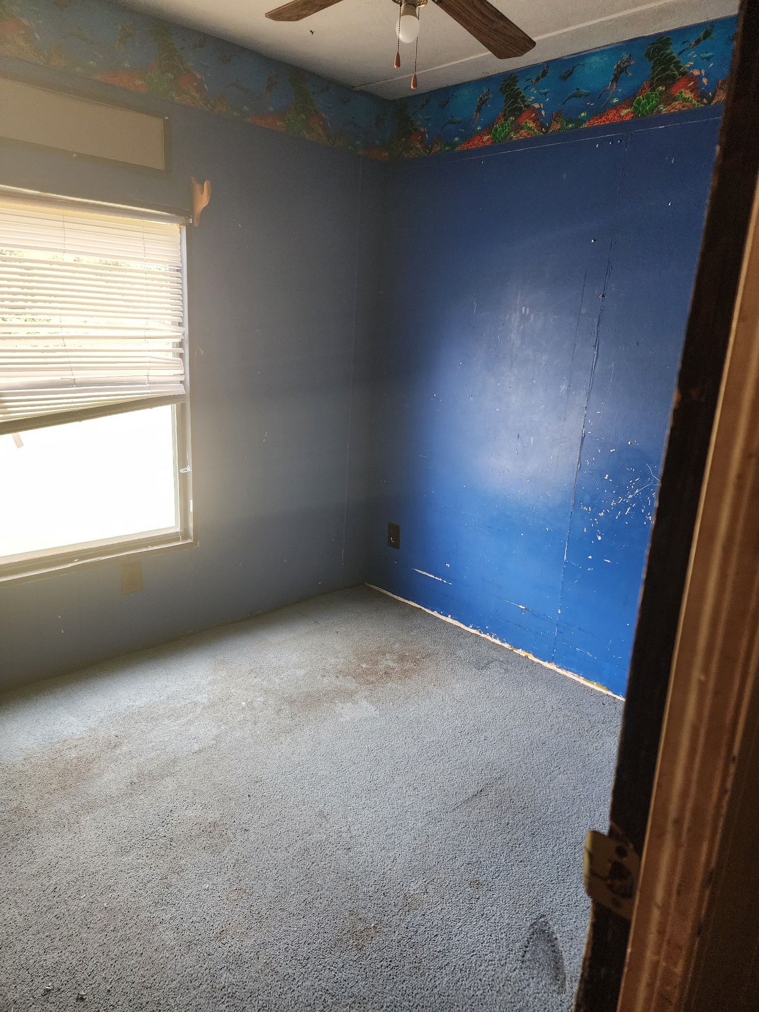 75 Dedman Street Lebanon, TN 37087 - Photo 5 of 8 a view of an empty room and a window