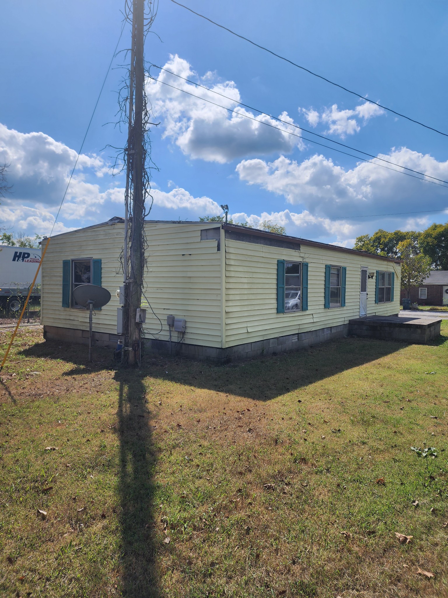 75 Dedman Street Lebanon, TN 37087 - Photo 8 of 8 a view of a house with a yard