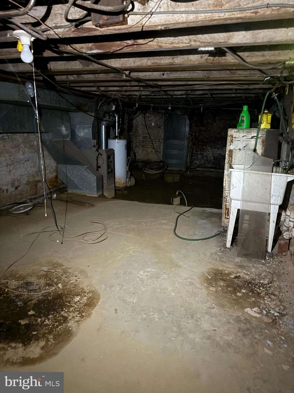 4919 Eastern Avenue Baltimore, MD 21224 - Photo 16 of 17 a view of a room with gym equipment
