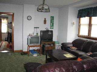 26 West Dean Road Temperance, MI 48182 - Photo 7 of 13 Dining room