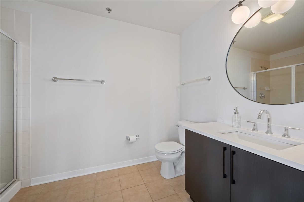 511 West Division Street, Unit 607 Chicago, IL 60610 - Photo 20 of 23