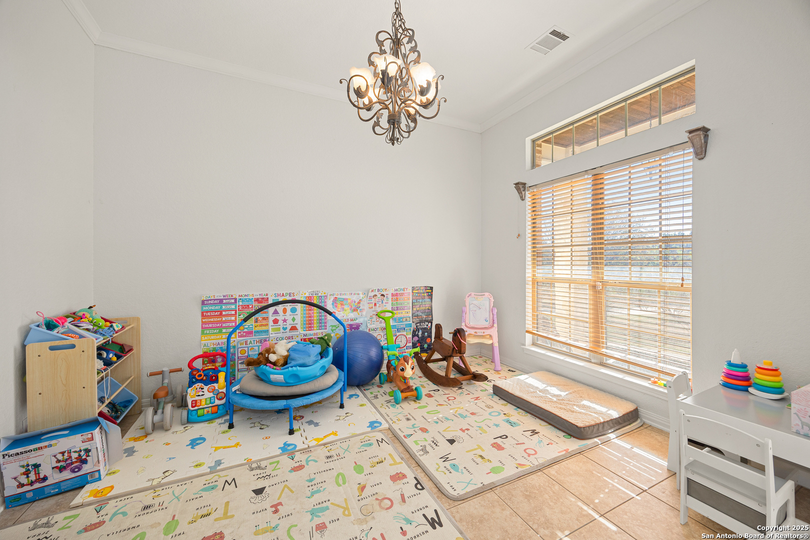 166 Bridle Path Spring Branch, TX 78070 - Photo 17 of 48