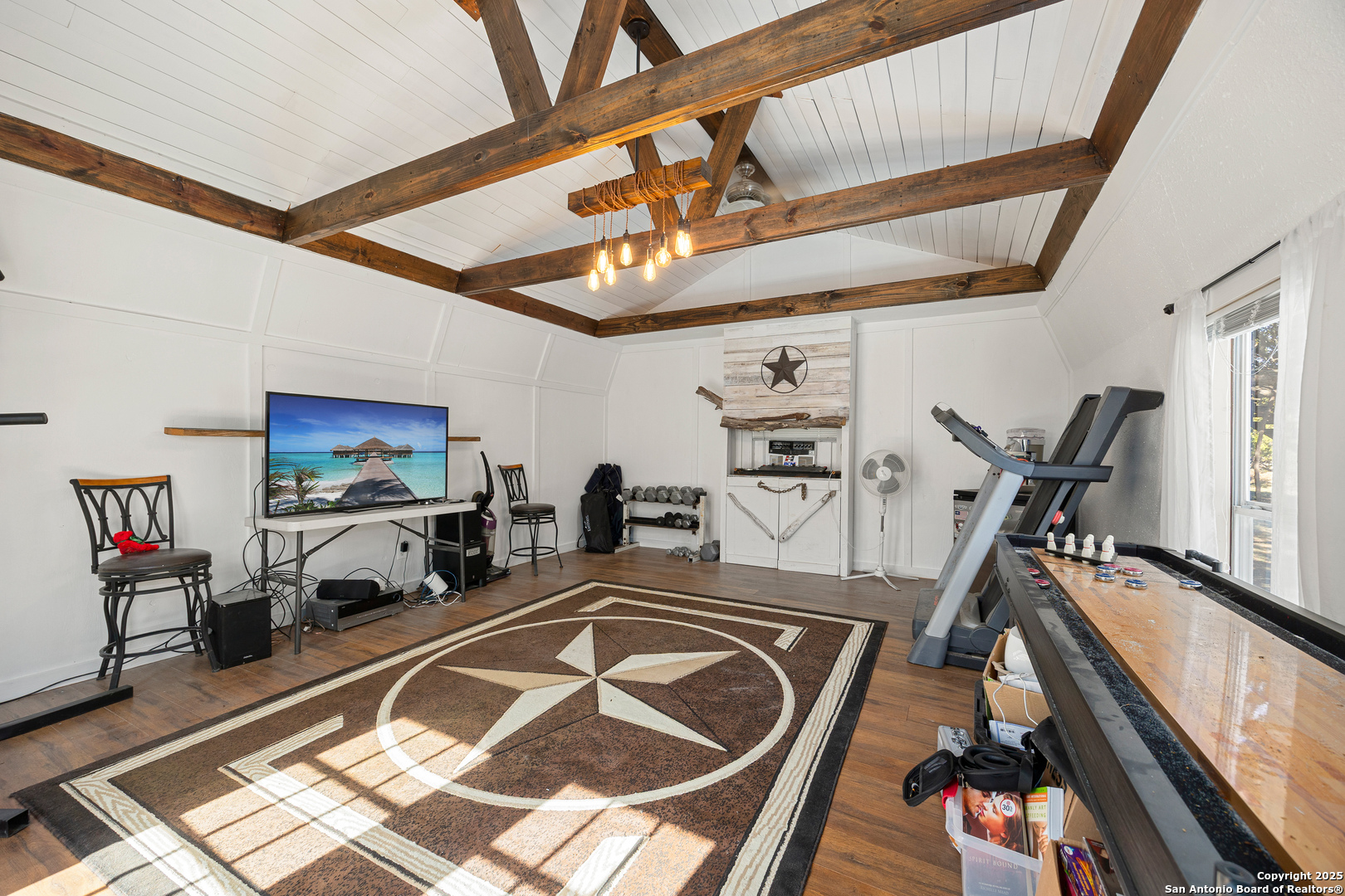 166 Bridle Path Spring Branch, TX 78070 - Photo 24 of 48 a view of a room with gym equipment