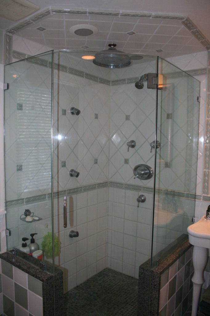 71 Silver Ridge Road New Canaan, CT 06840 - Photo 13 of 29 a bathroom with a shower