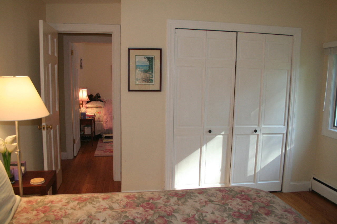 71 Silver Ridge Road New Canaan, CT 06840 - Photo 19 of 29 a view of a living room