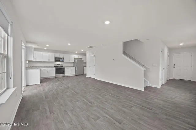 $255,000 | 1324 South Wilshire Court, Kinston, NC 28504