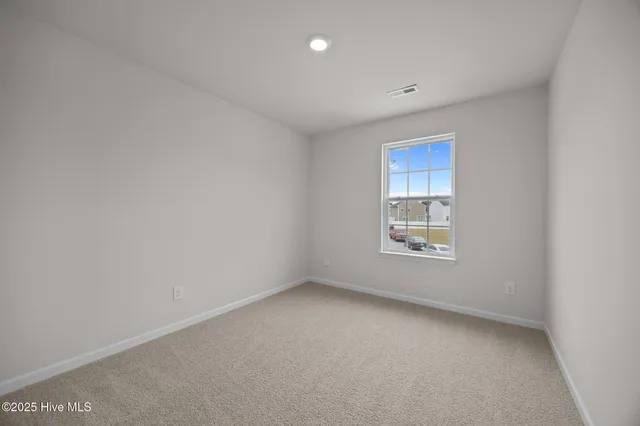 $255,000 | 1324 South Wilshire Court, Kinston, NC 28504