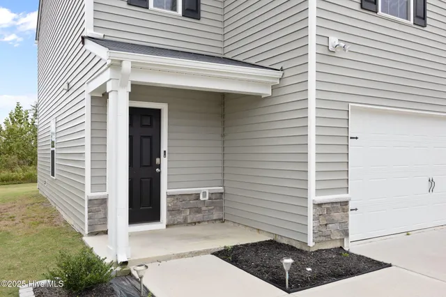 $255,000 | 1324 South Wilshire Court, Kinston, NC 28504