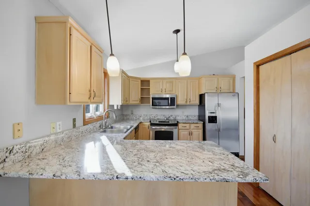 $385,000 | 2305 13th Street Southwest, Austin, MN 55912